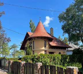 Villa Szilvia Balatonfenyves